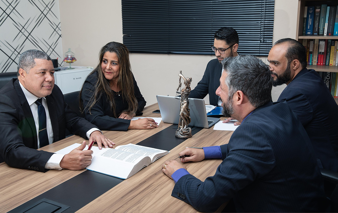 Administração judicial e acompanhamento processual